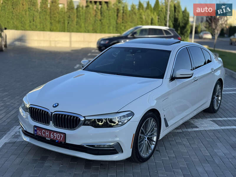 Седан BMW 5 Series 2018 в Ровно фото 29 Седан BMW 5 Series 2018 в Ровно