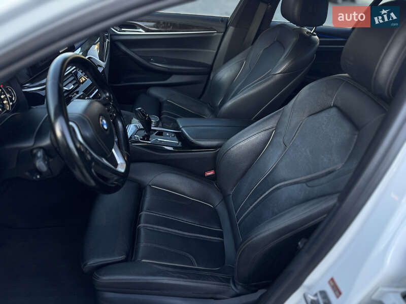 Седан BMW 5 Series 2018 в Ровно фото 48 Седан BMW 5 Series 2018 в Ровно