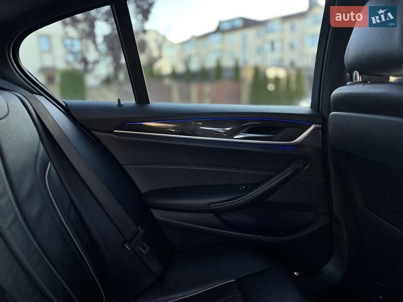 Седан BMW 5 Series 2018 в Ровно фото 72 Седан BMW 5 Series 2018 в Ровно
