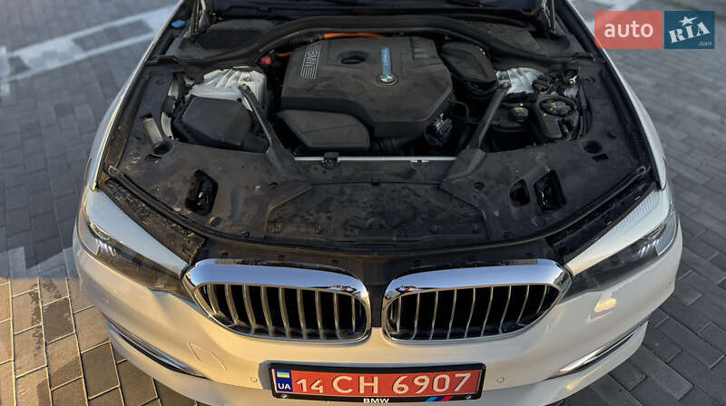 Седан BMW 5 Series 2018 в Ровно фото 79 Седан BMW 5 Series 2018 в Ровно