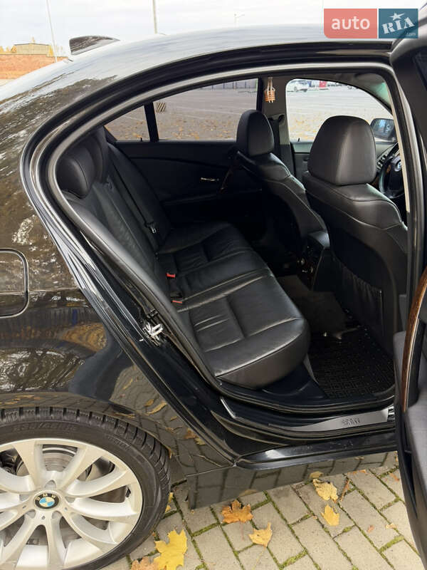 Седан BMW 5 Series 2006 в Тернополе