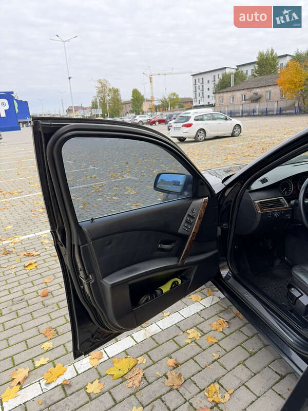 Седан BMW 5 Series 2006 в Тернополе