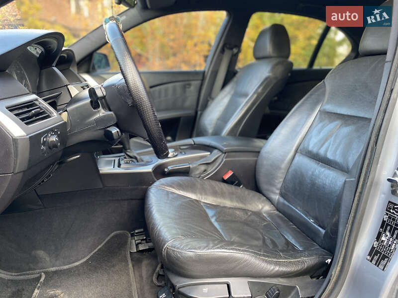 Седан BMW 5 Series 2004 в Харкові