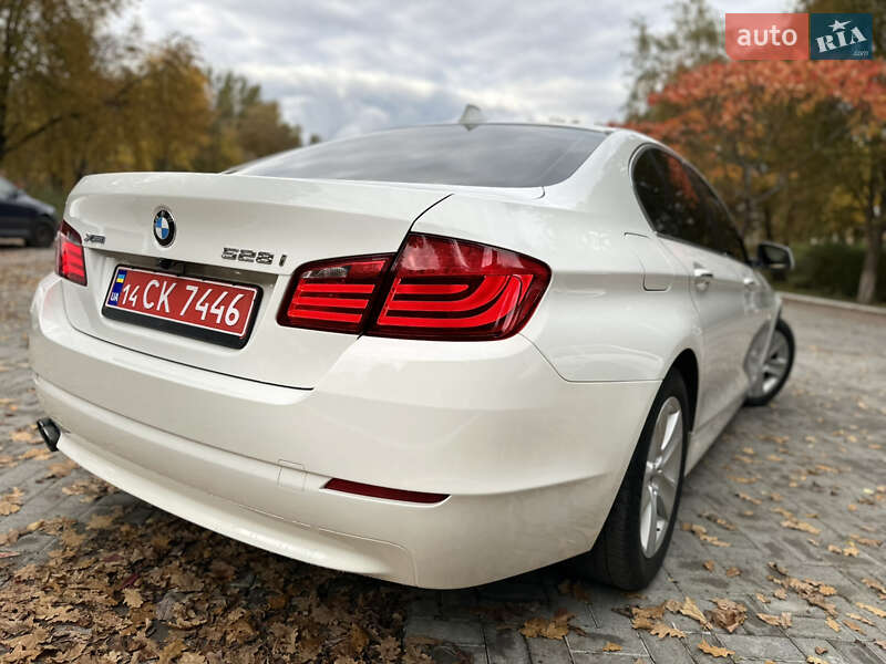 Седан BMW 5 Series 2013 в Дрогобичі