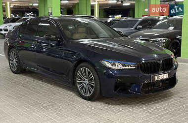 Седан BMW 5 Series 2017 в 