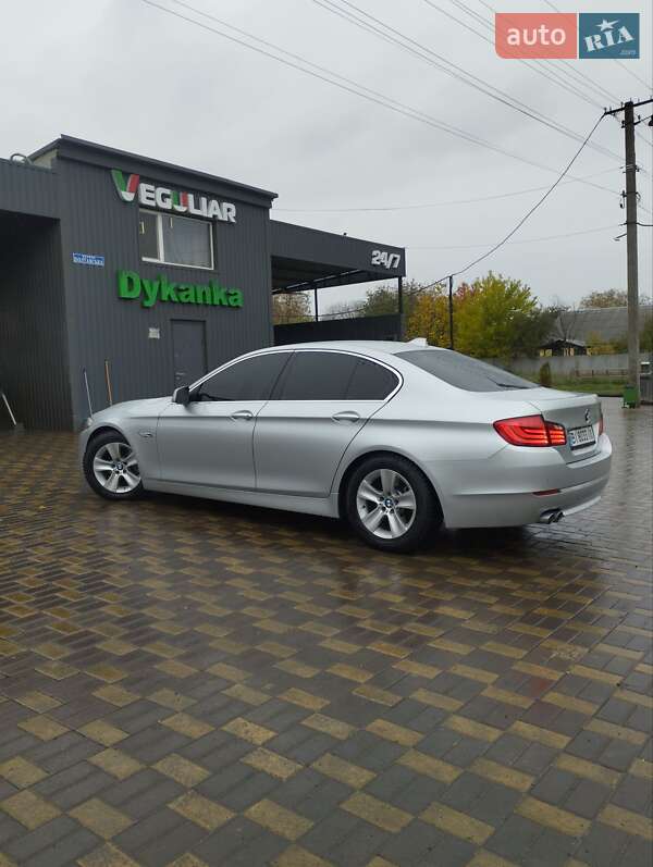 Седан BMW 5 Series 2010 в Полтаве фото 13 Седан BMW 5 Series 2010 в Полтаве