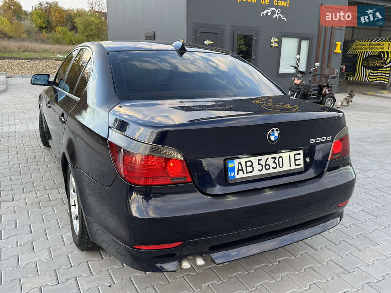 Седан BMW 5 Series 2003 в Ямполе