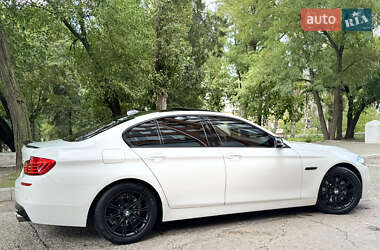 Седан BMW 5 Series 2013 в 