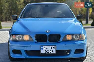 Седан BMW 5 Series 2000 в  фото 2 Седан BMW 5 Series 2000 в