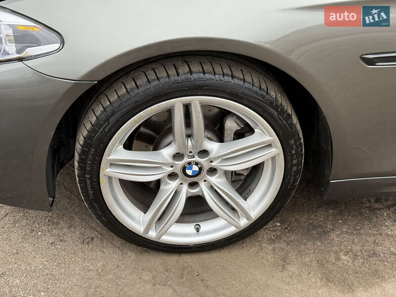 Седан BMW 5 Series 2015 в Сумах