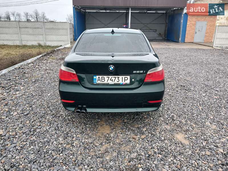 Седан BMW 5 Series 2003 в Браиловом