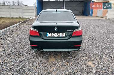 Седан BMW 5 Series 2003 в  фото 7 Седан BMW 5 Series 2003 в