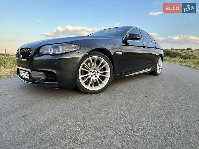 Седан BMW 5 Series 2011 в Одессе