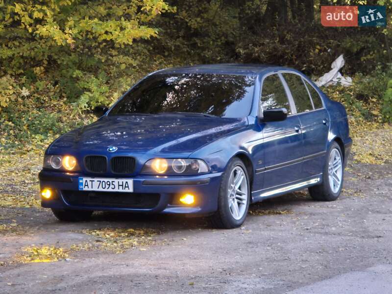 Седан BMW 5 Series 2001 в 