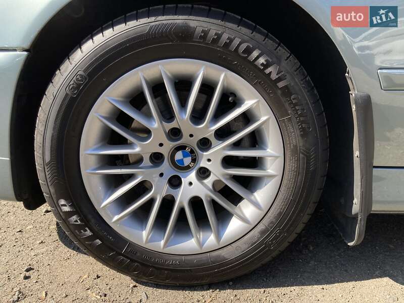 Седан BMW 5 Series 2001 в Киеве