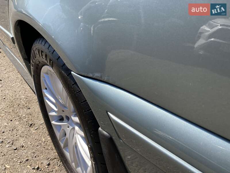 Седан BMW 5 Series 2001 в Киеве