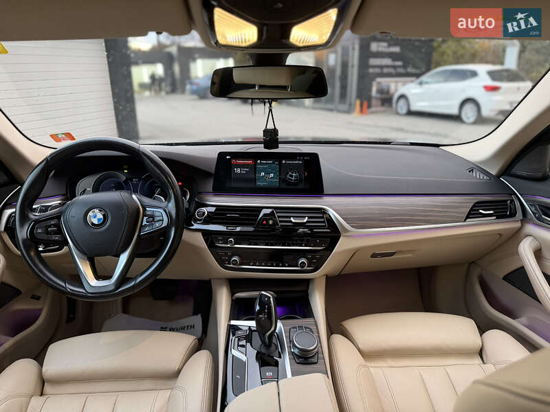 Седан BMW 5 Series 2017 в Львове фото 11 Седан BMW 5 Series 2017 в Львове