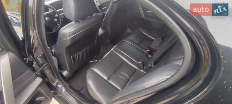 Седан BMW 5 Series 2003 в Дніпрі
