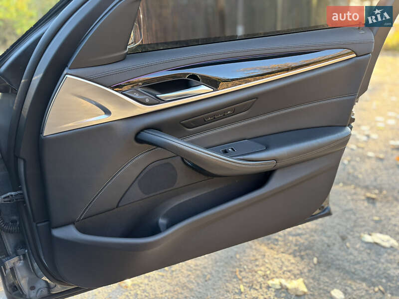 Седан BMW 5 Series 2017 в Івано-Франківську