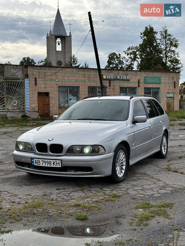 BMW 5 Series 2001