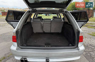 Универсал BMW 5 Series 2001 в 