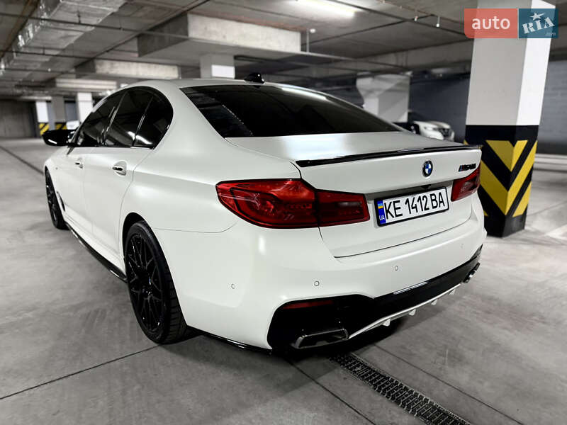 Седан BMW 5 Series 2017 в Днепре