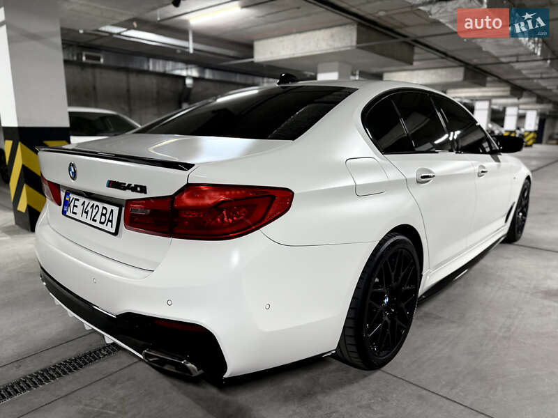 Седан BMW 5 Series 2017 в Днепре