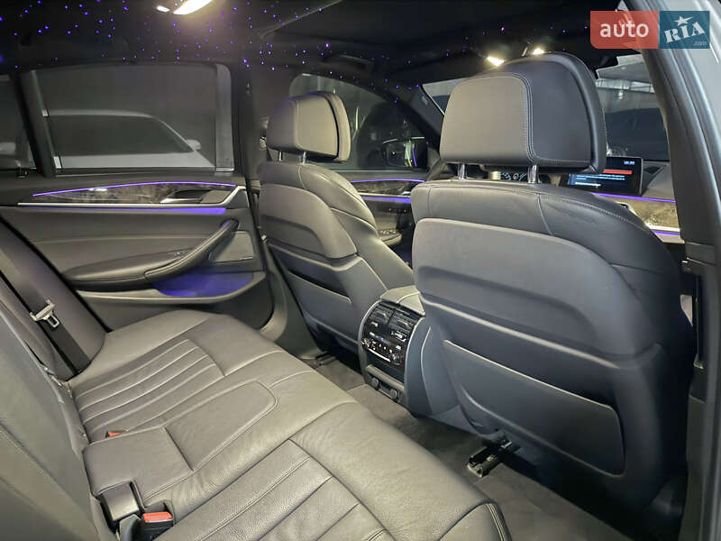 Седан BMW 5 Series 2017 в Днепре
