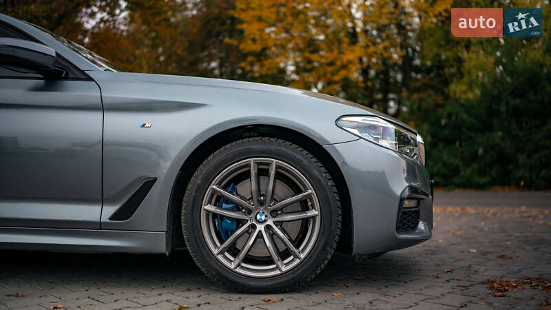 Седан BMW 5 Series 2019 в Хмельницком