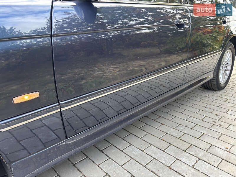 Седан BMW 5 Series 2002 в Ровно фото 18 Седан BMW 5 Series 2002 в Ровно