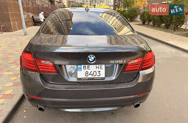 Седан BMW 5 Series 2011 в 