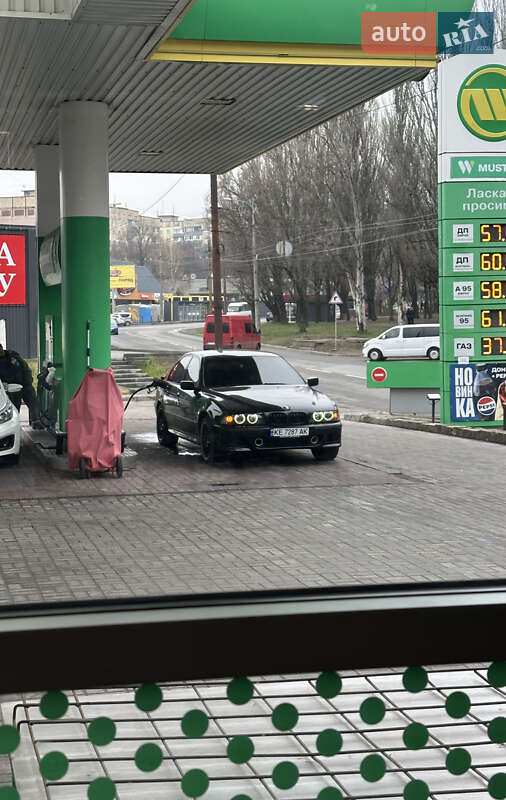 Седан BMW 5 Series 2000 в Днепре