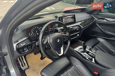 Седан BMW 5 Series 2017 в 