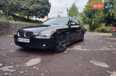 Седан BMW 5 Series 2006 в Ровно