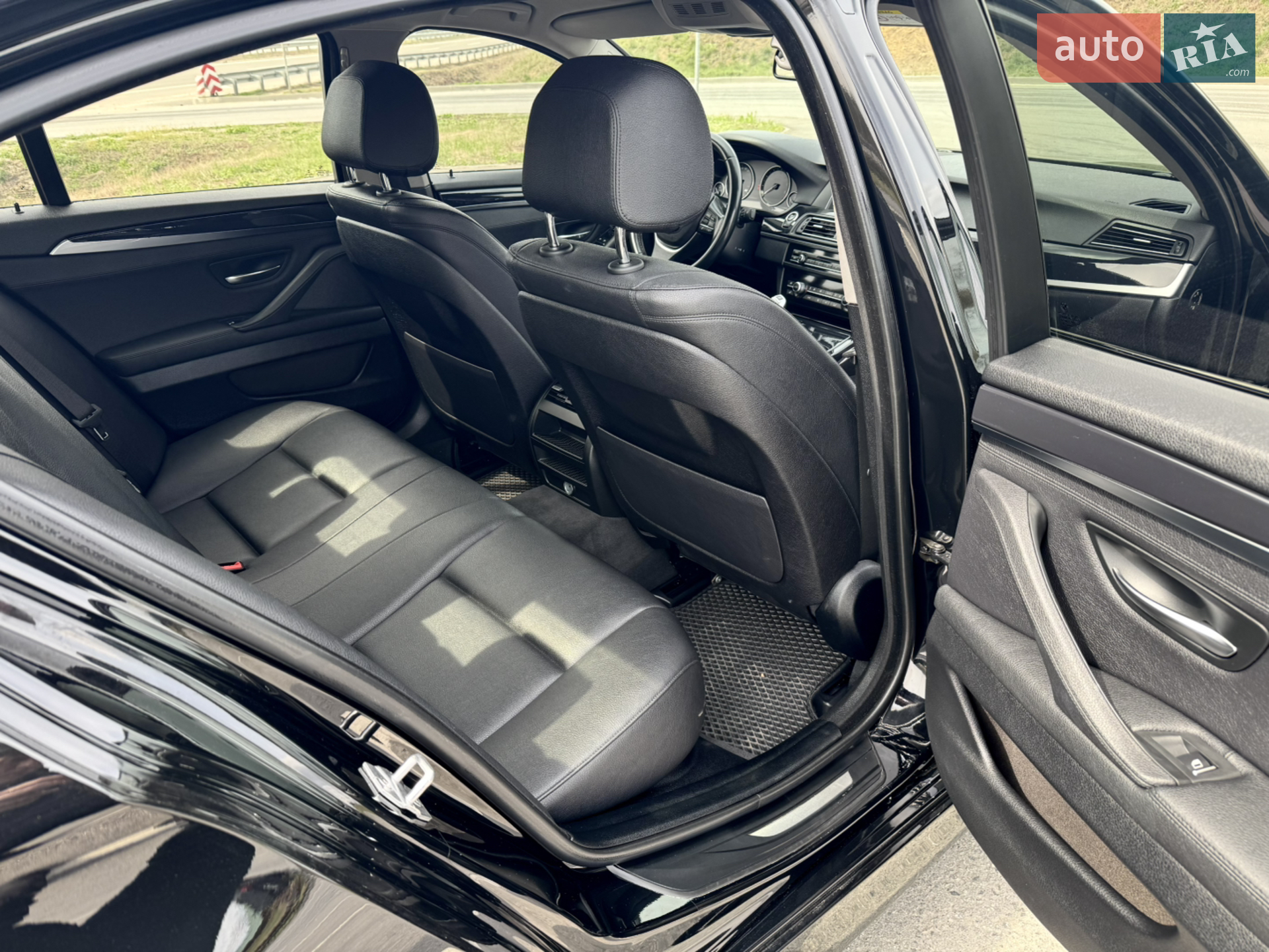 2016 BMW 5er - мініатюра 27