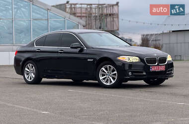 Седан BMW 5 Series 2015 в 