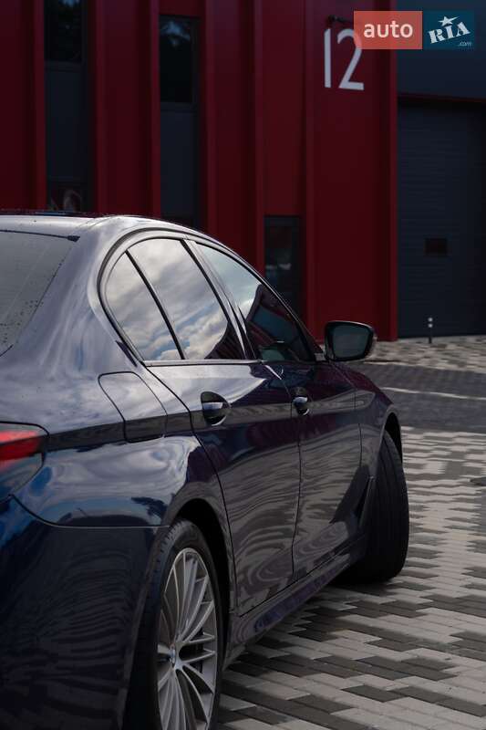 Седан BMW 5 Series 2020 в Львове фото 20 Седан BMW 5 Series 2020 в Львове