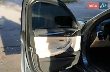 Седан BMW 5 Series 2018 в 