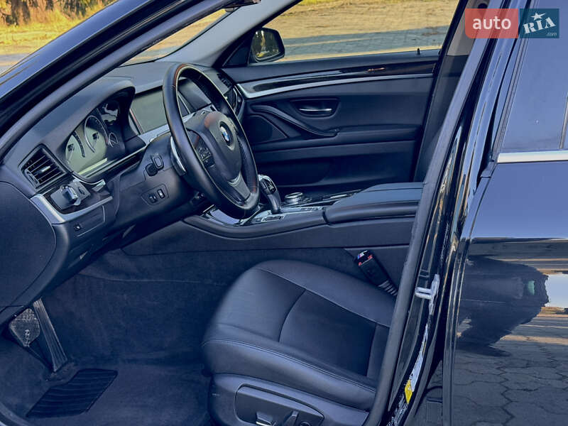 Седан BMW 5 Series 2014 в Дубно