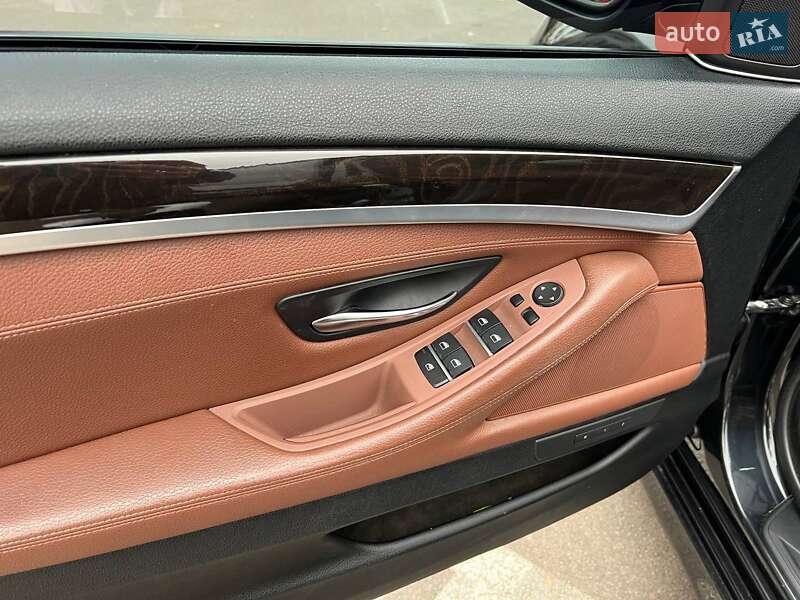 Седан BMW 5 Series 2012 в Киеве фото 12 Седан BMW 5 Series 2012 в Киеве
