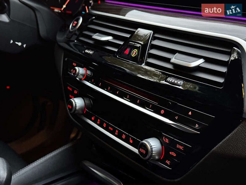 Седан BMW 5 Series 2019 в Киеве фото 26 Седан BMW 5 Series 2019 в Киеве