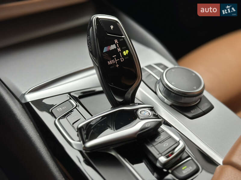 Седан BMW 5 Series 2017 в Мукачево фото 34 Седан BMW 5 Series 2017 в Мукачево
