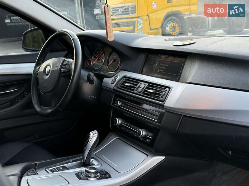 Седан BMW 5 Series 2013 в Луцьку