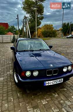 Седан BMW 5 Series 1991 в  фото 4 Седан BMW 5 Series 1991 в