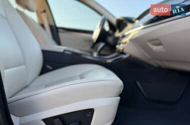 Седан BMW 5 Series 2013 в 