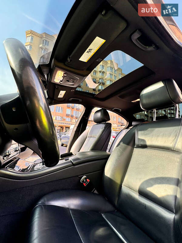 Седан BMW 5 Series 2015 в Києві фото 19 Седан BMW 5 Series 2015 в Києві