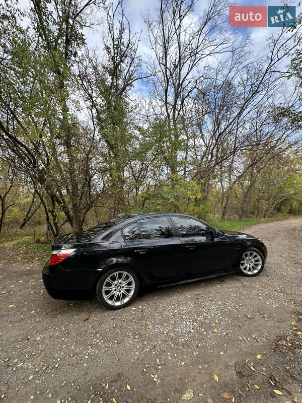 Седан BMW 5 Series 2006 в Запоріжжі