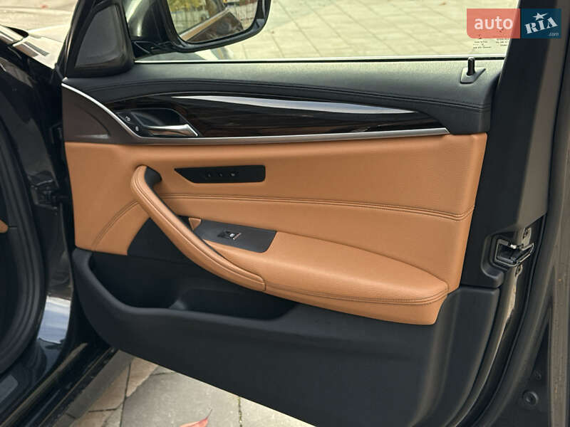 Седан BMW 5 Series 2016 в Киеве фото 25 Седан BMW 5 Series 2016 в Киеве