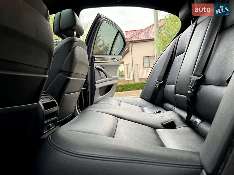 Седан BMW 5 Series 2013 в Одессе