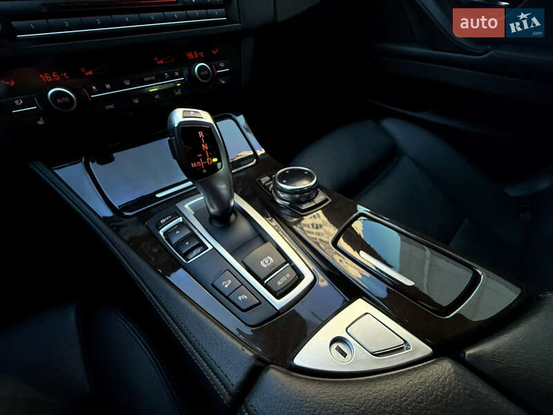 Седан BMW 5 Series 2013 в Одессе